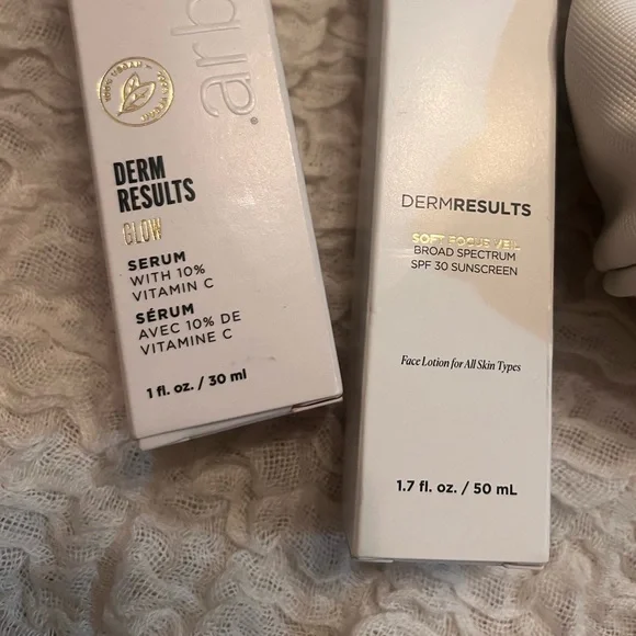 NWT!! Arbonne Set